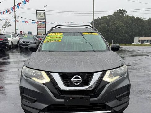 Used 2017 Nissan Rogue SV w/ Midnight Edition Package AWD/4WD image 2