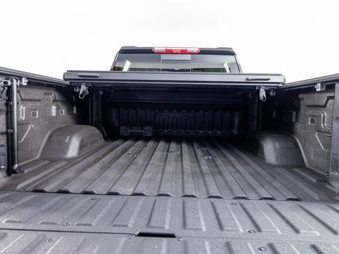 Used 2024 GMC Sierra 3500 AT4 w/ AT4 Premium Plus Package image 20