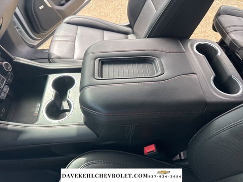 Used 2022 Chevrolet Suburban RST w/ Luxury Package image 28