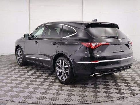 Used 2023 Acura MDX FWD w/ Technology Package image 7