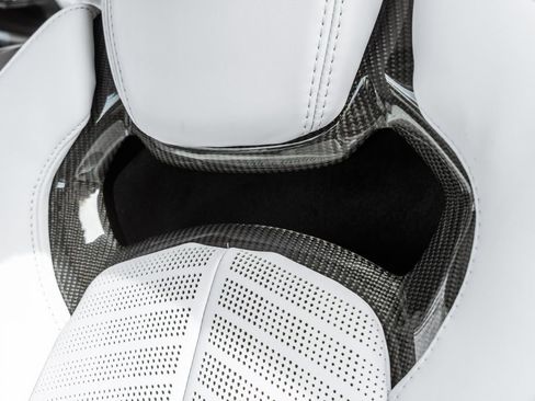 Used 2024 Chevrolet Corvette Stingray Premium Cpe w/ Battery Protection Package image 8