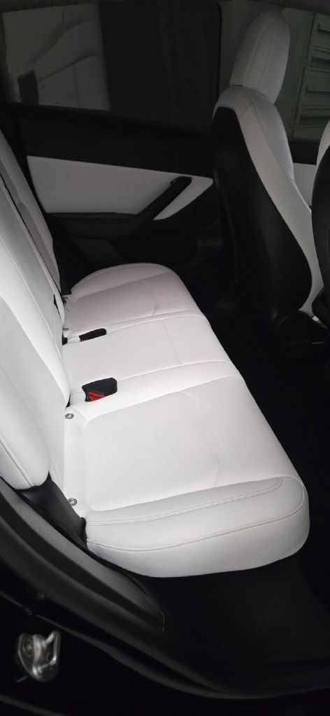 Used 2022 Tesla Model Y Performance AWD/4WD image 12