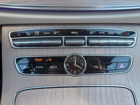 Used 2018 Mercedes-Benz E 400 4MATIC Coupe image 28