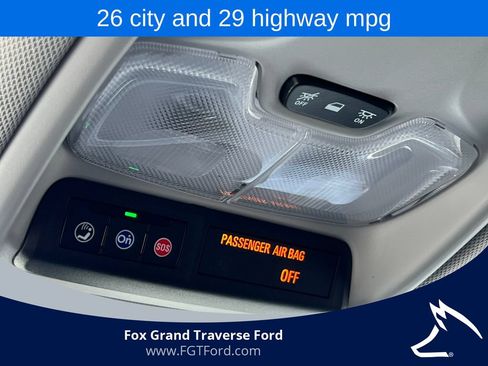 Used 2025 Chevrolet TrailBlazer LT AWD/4WD image 31