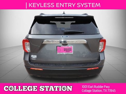 Used 2023 Ford Explorer XLT RWD image 5