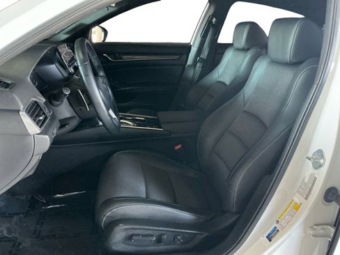 Used 2022 Honda Accord Sport image 9