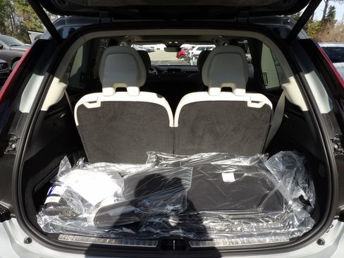 New 2026 Volvo XC90 T8 Ultra w/ Protection Package Premier AWD/4WD image 26