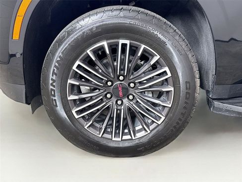 Used 2025 GMC Yukon Elevation AWD/4WD image 28