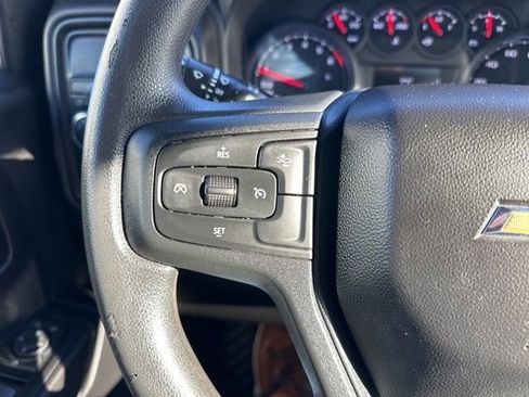 Used 2022 Chevrolet Silverado 1500 Custom image 21