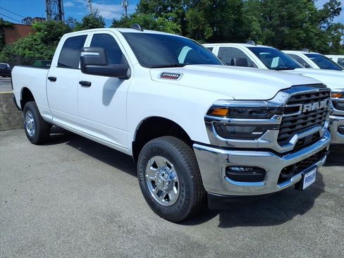 New 2026 RAM 2500 Tradesman w/ Chrome Appearance Group AWD/4WD image 2