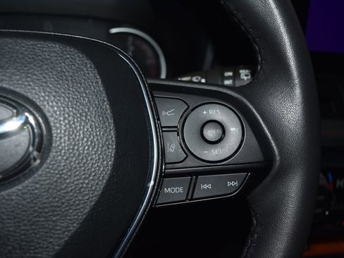 Used 2024 Toyota RAV4 Adventure image 9