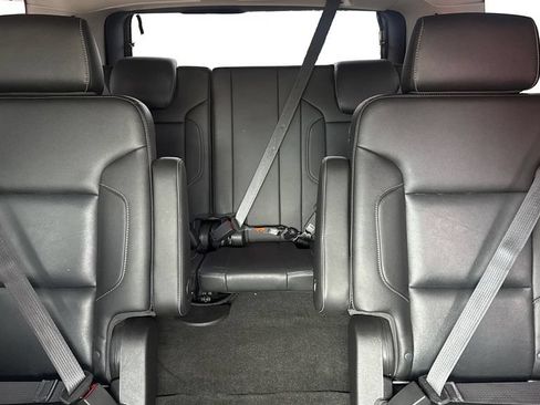 Used 2018 Chevrolet Tahoe Premier AWD/4WD image 23