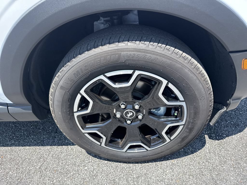 Used 2025 Ford Bronco Sport Outer Banks w/ Outer Banks Tech Package+ AWD/4WD image 12