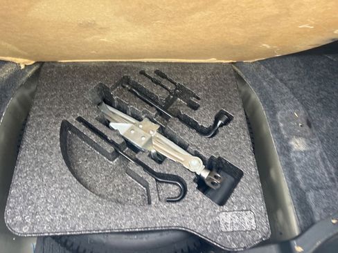 Used 2011 Honda Accord EX image 26