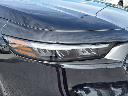 Used 2024 Honda Accord LX image 9