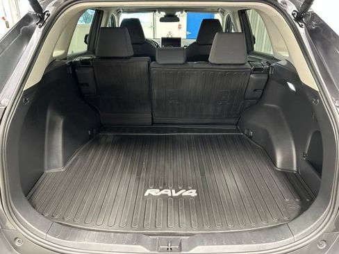 Used 2024 Toyota RAV4 XLE w/ Convenience Package AWD/4WD image 20