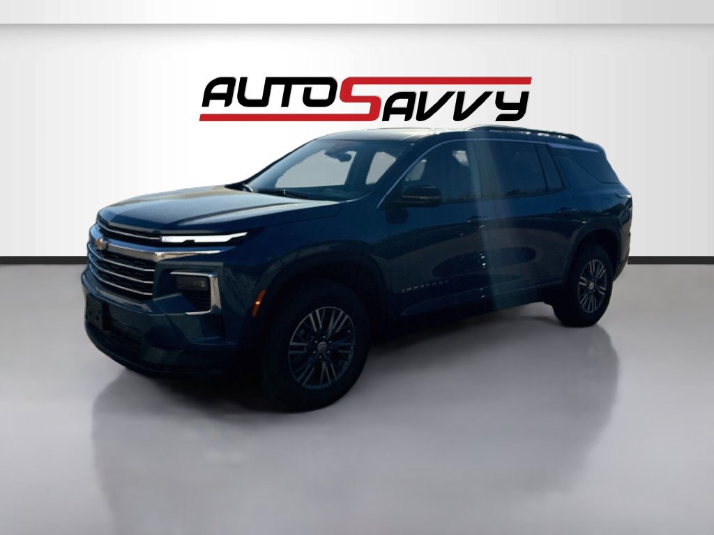 Used 2026 Chevrolet Traverse LT w/ LPO, Floor Liner Package FWD image 3