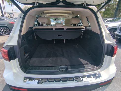 Used 2021 Mercedes-Benz GLB 250 w/ Premium Package image 25