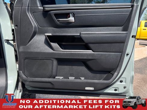 Used 2024 Toyota Tundra Limited AWD/4WD image 32