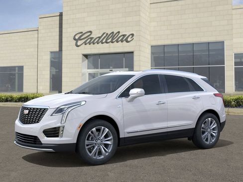 New 2025 Cadillac XT5 Premium Luxury image 2