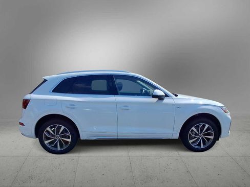 Used 2023 Audi Q5 2.0T Premium Plus w/ Premium Plus Package AWD/4WD image 9