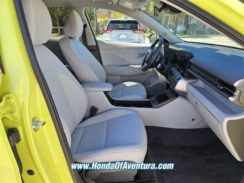 Used 2025 Hyundai Kona SEL image 14