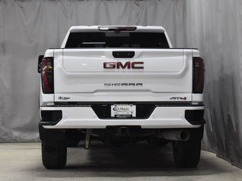 Used 2024 GMC Sierra 2500 AT4 w/ Technology Package image 8
