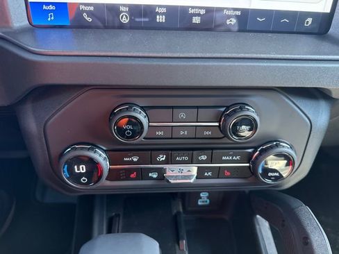 New 2025 Ford Bronco Big Bend w/ Black Diamond Package AWD/4WD image 24