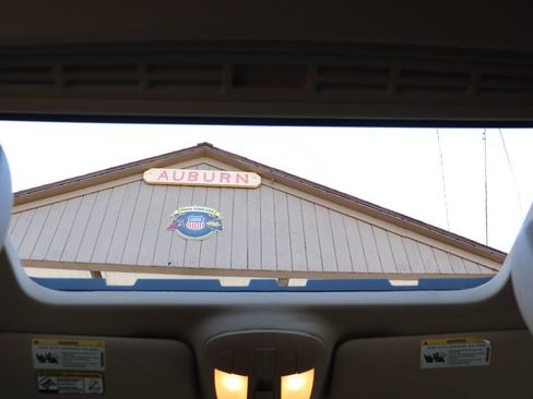 Used 2012 Mercedes-Benz GL 450 4MATIC image 23