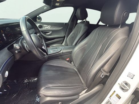 Used 2022 Mercedes-Benz E 350 Sedan image 12