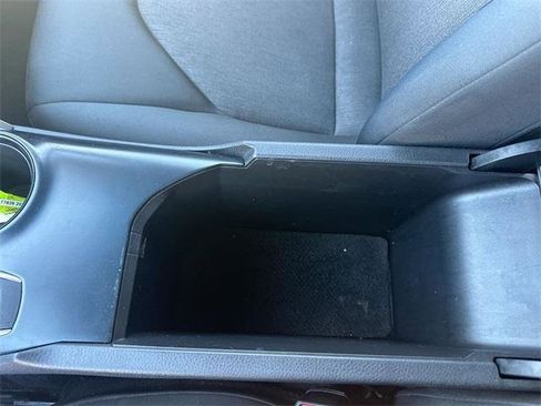 Certified 2018 Toyota Camry LE image 20