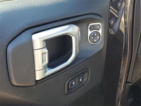 Used 2022 Jeep Wrangler Unlimited Sahara w/ Cold Weather Group image 21