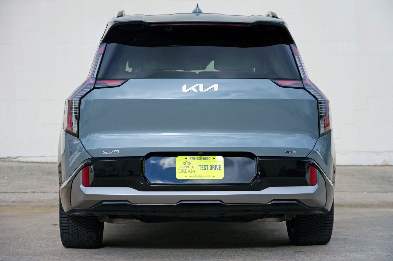 Used 2024 Kia EV9 GT-Line AWD/4WD image 11