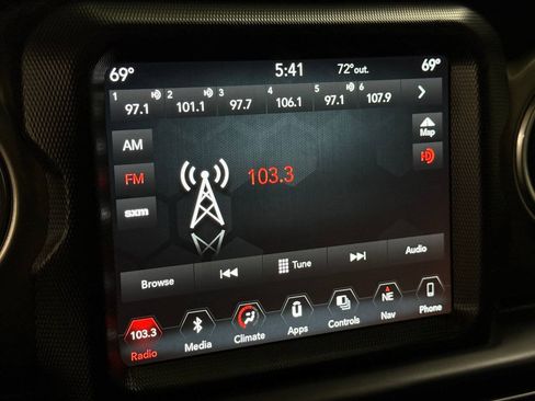 Used 2018 Jeep Wrangler Unlimited Sahara w/ Uconnect 4C Nav & Sound Group AWD/4WD image 65