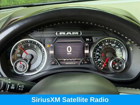 Used 2022 RAM 1500 Big Horn AWD/4WD image 3