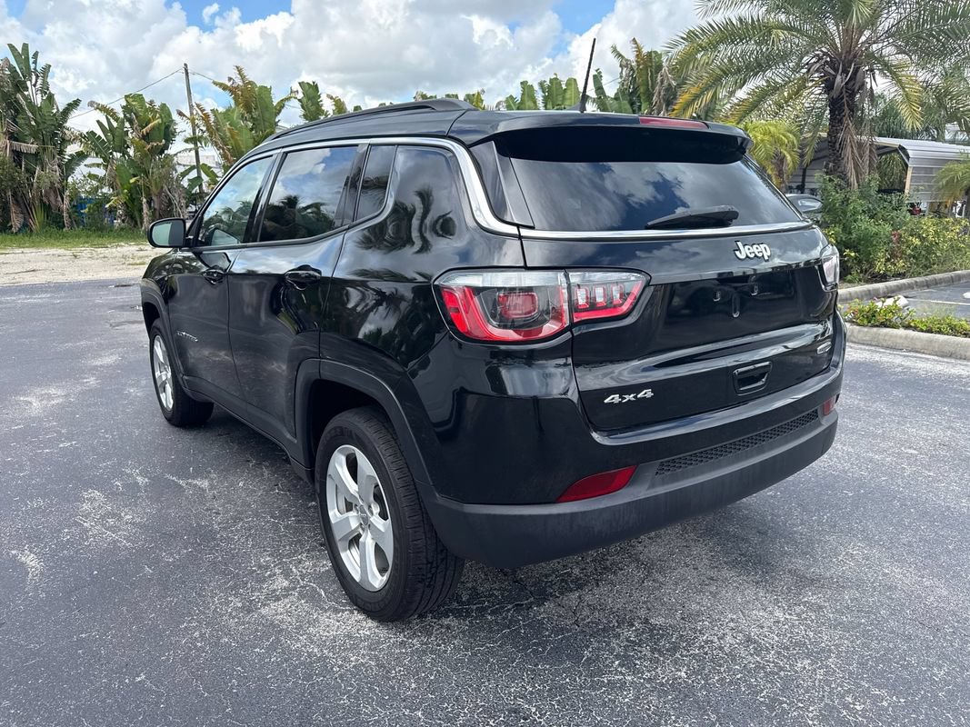 Used 2020 Jeep Compass Latitude AWD/4WD image 3