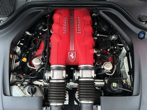 Used 2012 Ferrari California RWD image 29