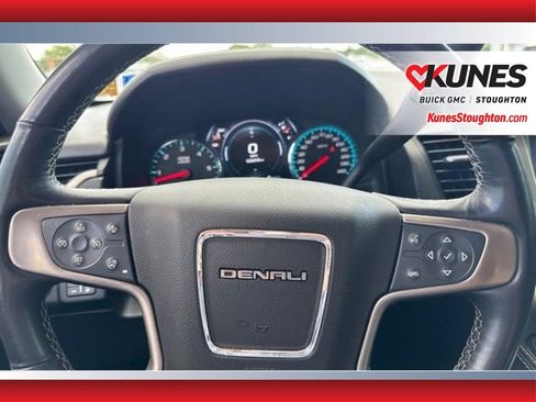 Used 2020 GMC Yukon XL Denali w/ Denali Ultimate Package AWD/4WD image 32