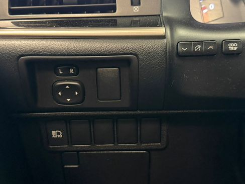 Used 2017 Lexus ES 350 ES 350 FWD w/ Accessory Package 2 image 42