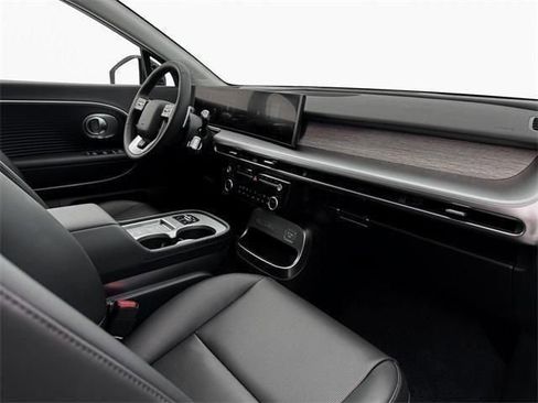 New 2026 Hyundai Ioniq 9 SEL AWD/4WD image 15