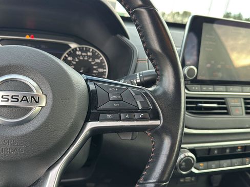 Used 2020 Nissan Altima 2.5 SR image 19