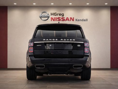 Used 2019 Land Rover Range Rover Supercharged image 6