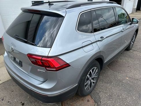 Used 2020 Volkswagen Tiguan SE AWD/4WD image 5