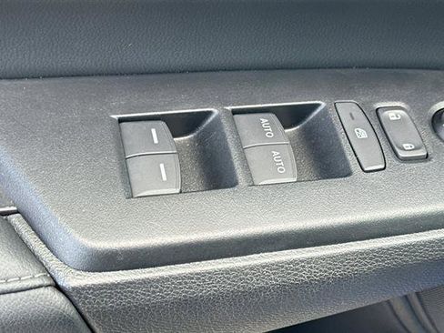 Used 2021 Honda CR-V EX-L image 11