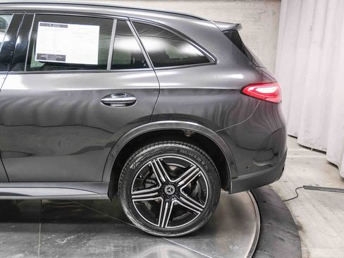 Used 2026 Mercedes-Benz GLC 300 image 8
