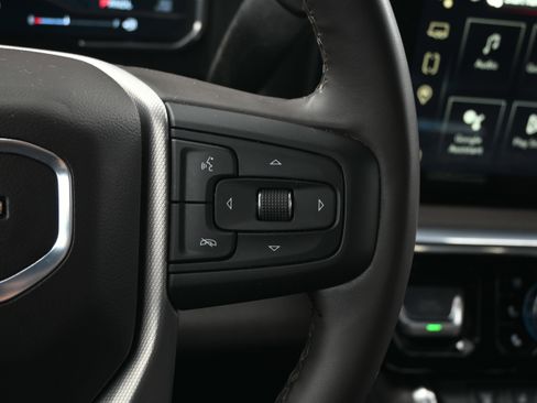 Used 2025 GMC Sierra 2500 Denali w/ Technology Package image 30