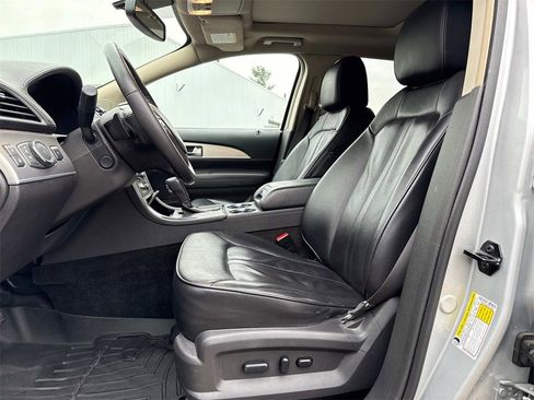 Used 2015 Lincoln MKX AWD w/ Equipment Group 102A image 18