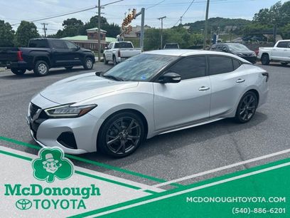 Used 2023 Nissan Maxima SV w/ Floor Mat Group