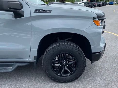 Used 2024 Chevrolet Silverado 1500 Custom Trail Boss AWD/4WD image 9