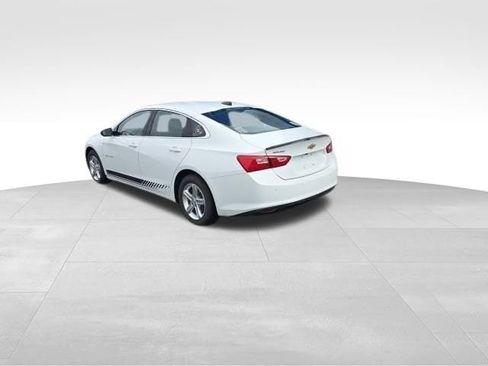 Used 2024 Chevrolet Malibu LS FWD image 3
